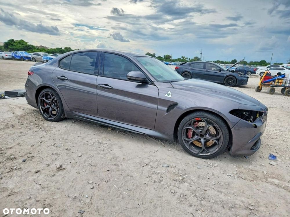 Alfa Romeo Giulia - 3