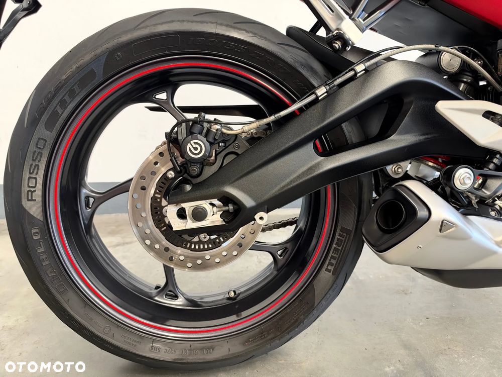 Triumph Speed Triple - 17
