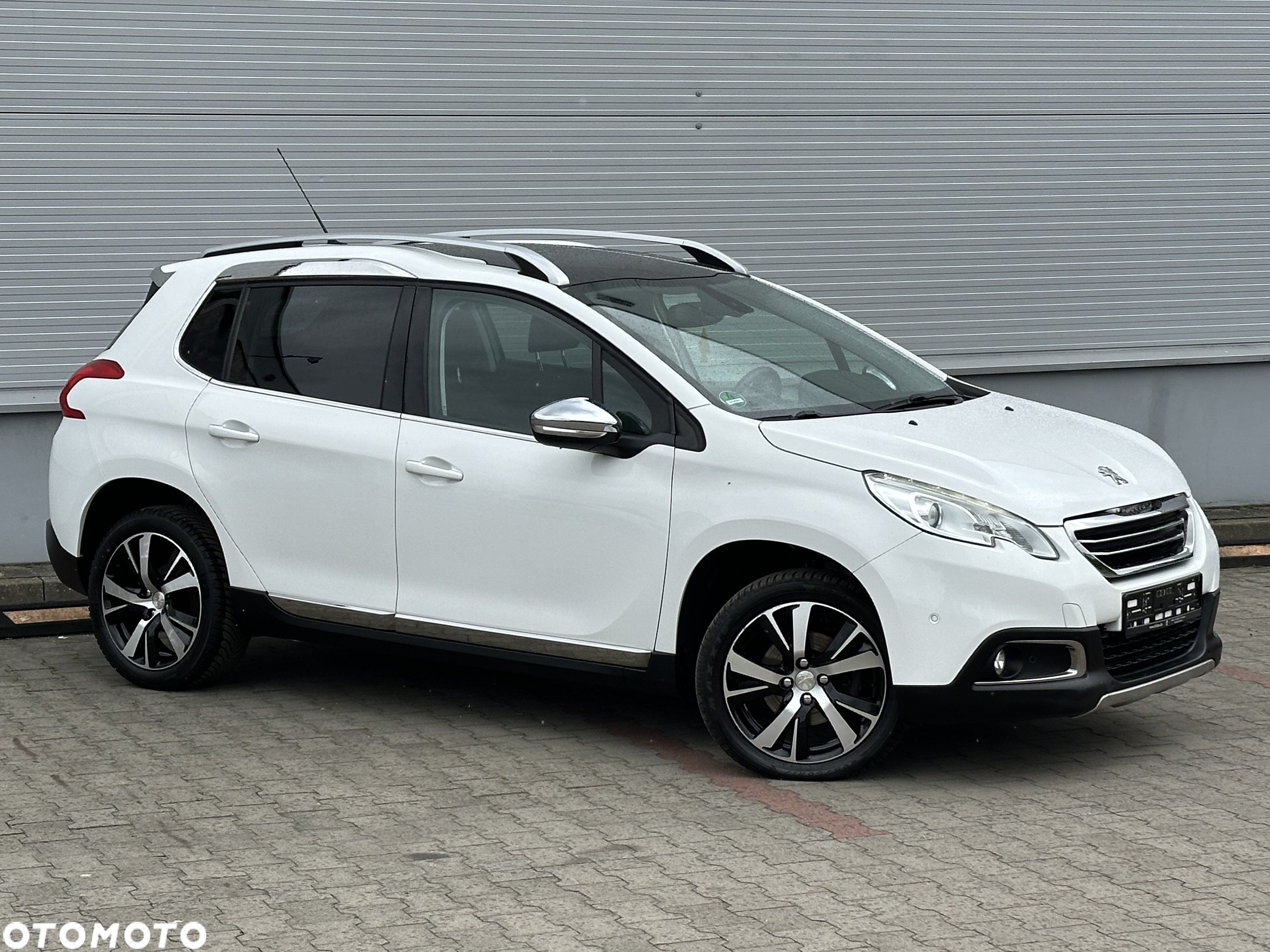 Peugeot 2008 1.6 BlueHDi Allure - 2