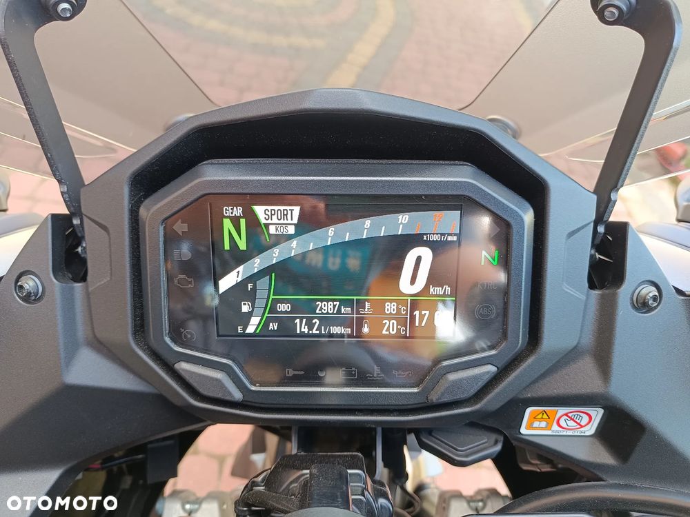 Kawasaki Ninja 1000 SX - 33