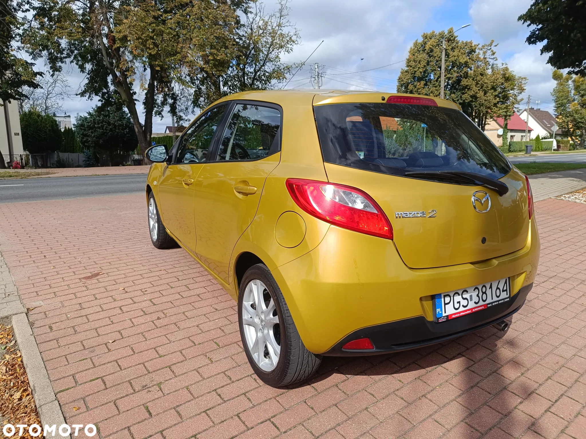 Mazda 2 - 5