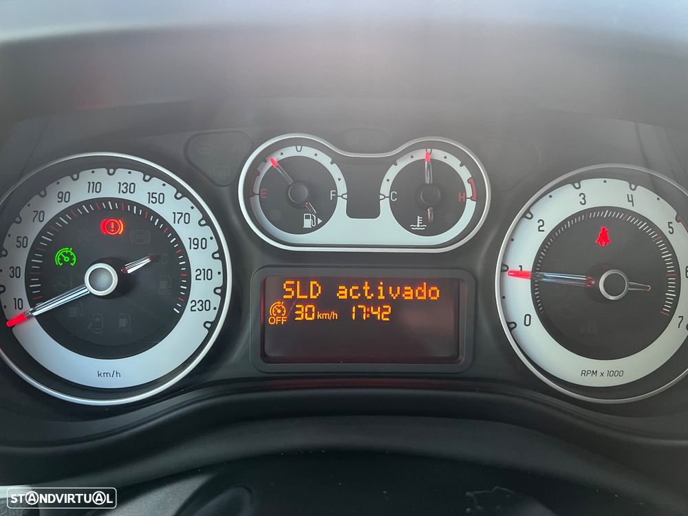 Fiat 500L 1.3 MJ Trekking S&S - 24