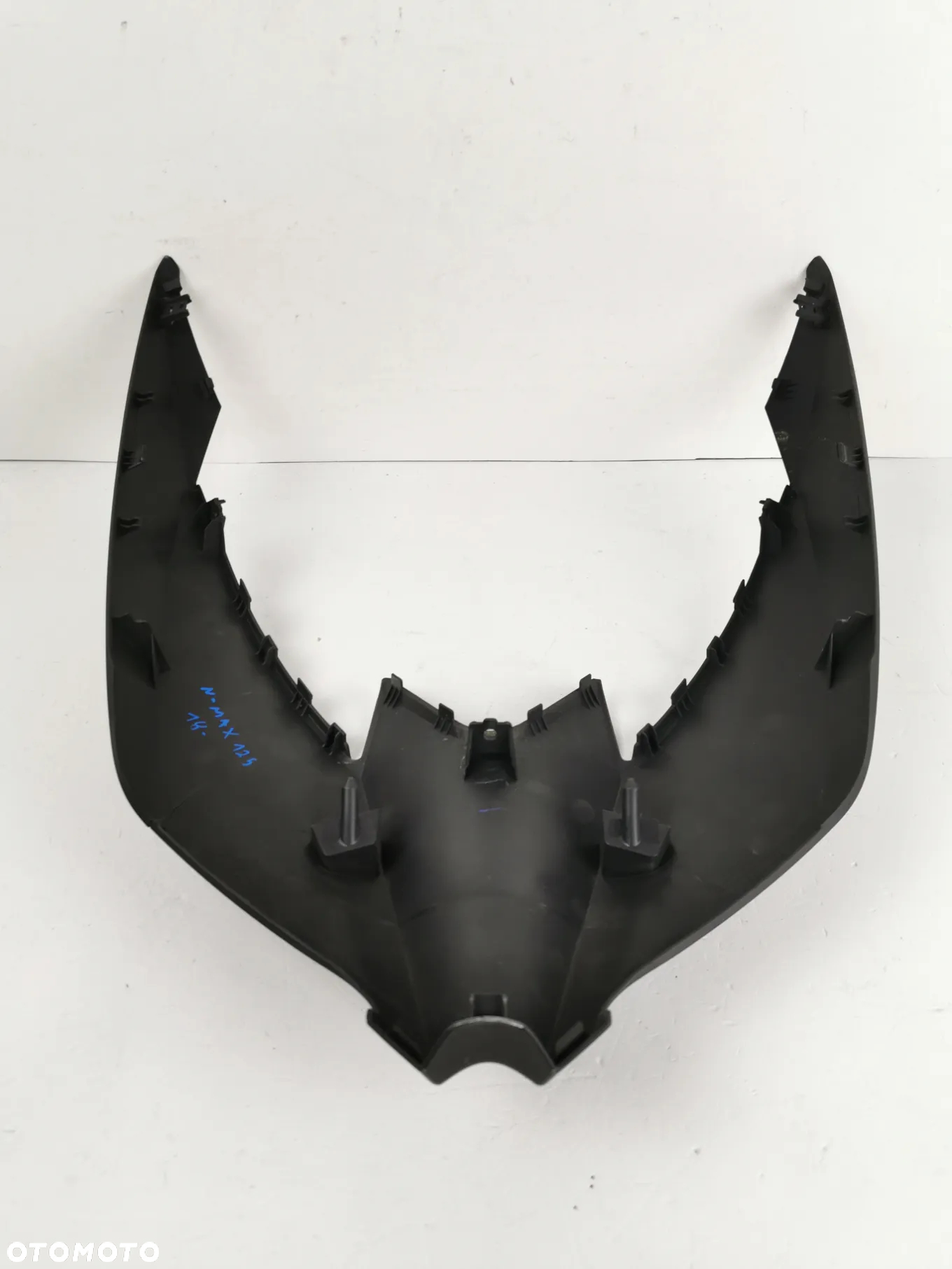 Yamaha X-MAX 125 czacha czasza nosek 18- - 9