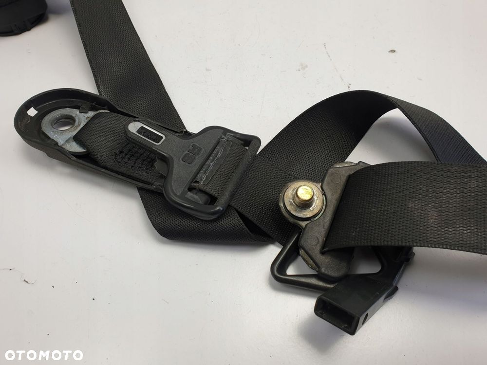 Mercedes W126 SEC PAS BEZPIECZEŃSTWA prawy przód - 4