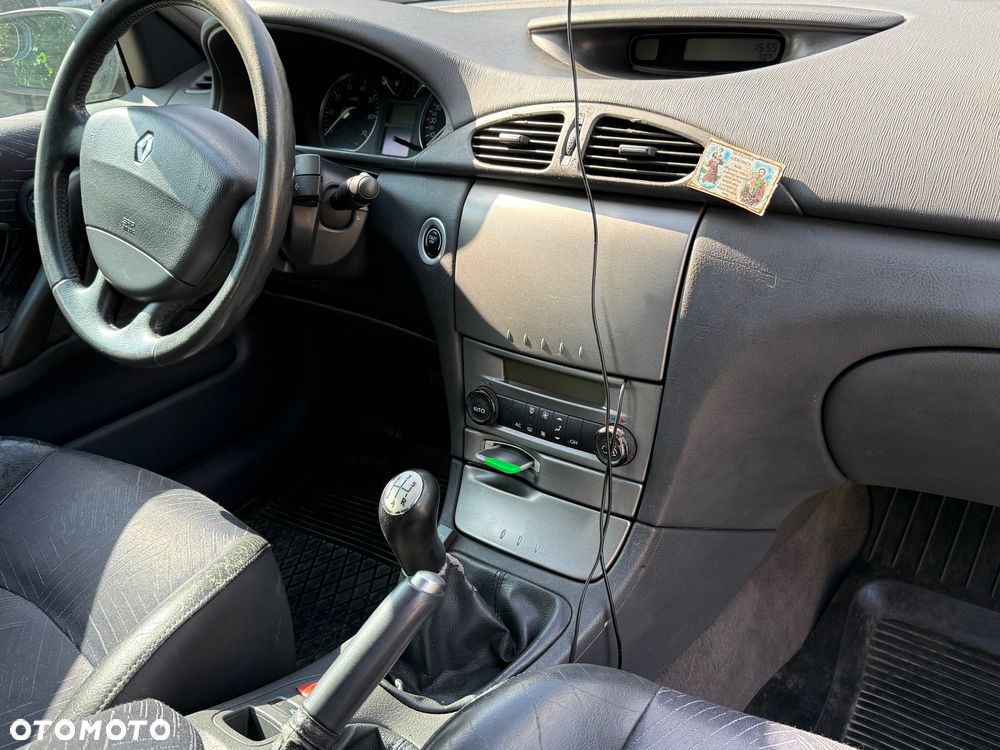 Renault Laguna 1.8 Expression - 10