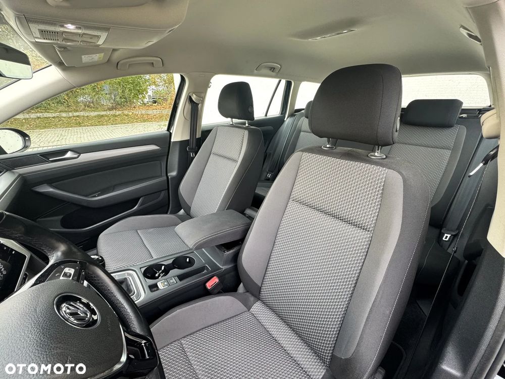 Volkswagen Passat Variant ver-variant-1-4-tsi-bluemotion-technology-trendline - 13