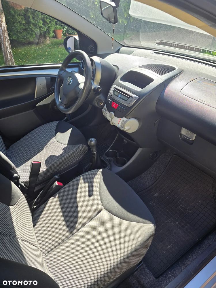 Toyota Aygo - 6