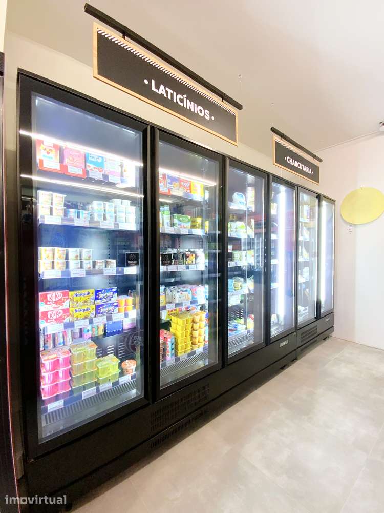 Trespasse Supermercado em funcionamento - Tenões, Braga - Grande imagem: 4/7