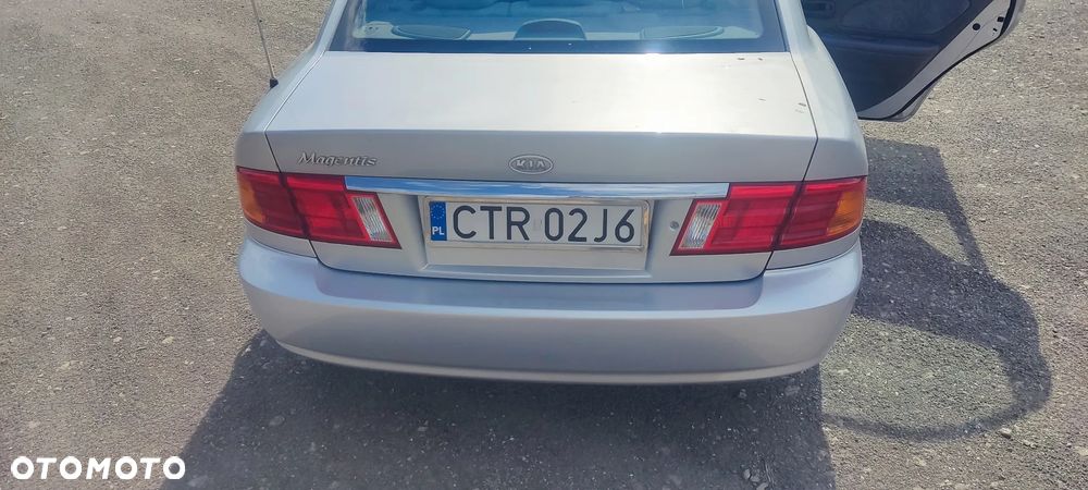 Kia Magentis 2.0 SLXi - 4