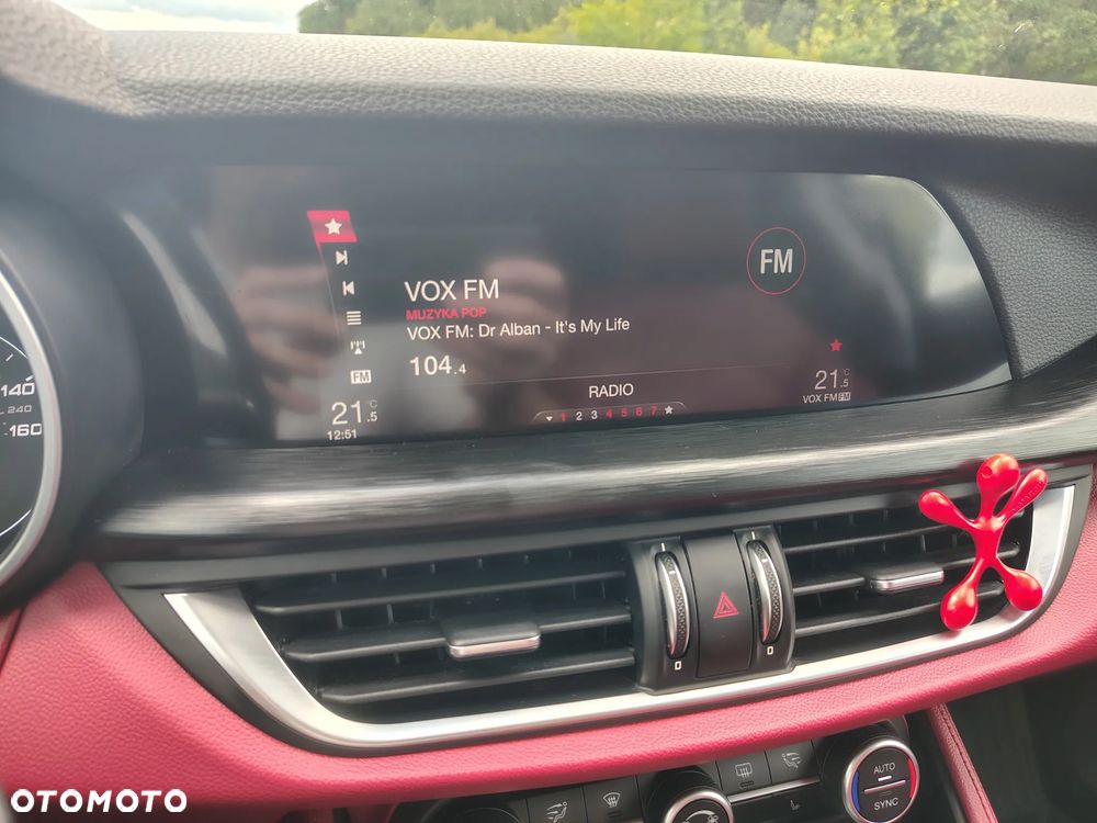 Alfa Romeo Stelvio - 19
