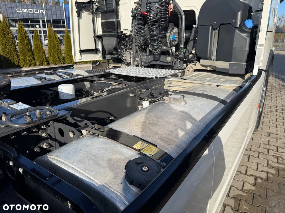 Volvo Volvo FH 500 , I-park cool , 2x zbiorniki , Pełne spoilery , Sprowadzony - 8