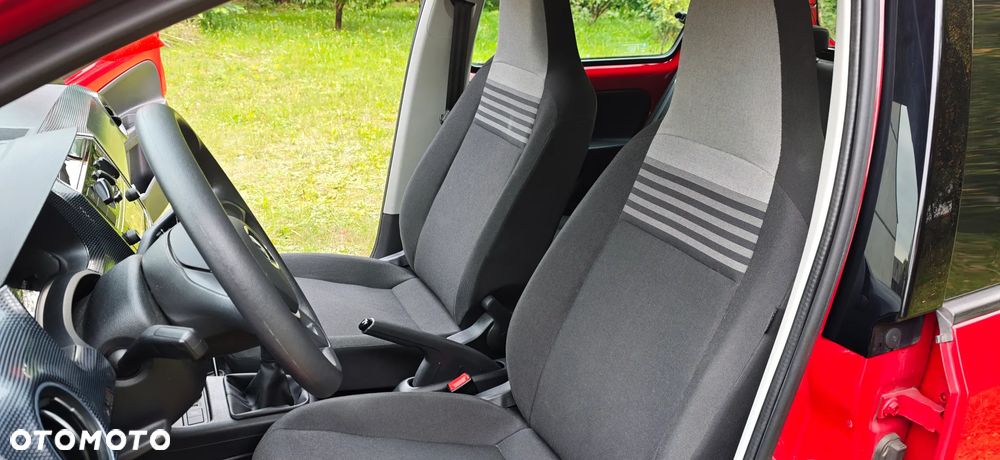 Volkswagen up! - 13