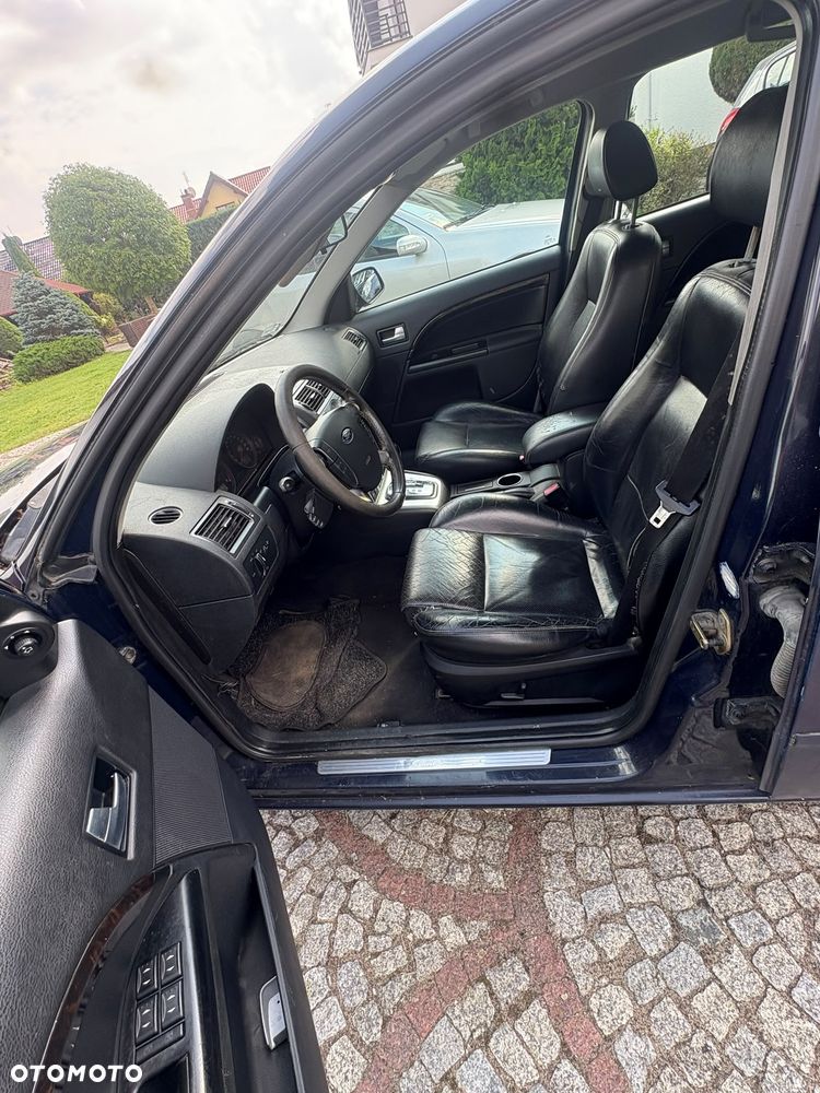 Ford Mondeo 2.0 TDCI Ambiente - 14