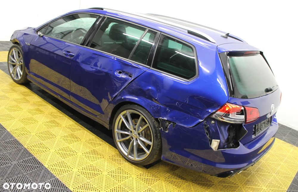 Volkswagen Golf R 4Motion BlueMotion Technology DSG - 3