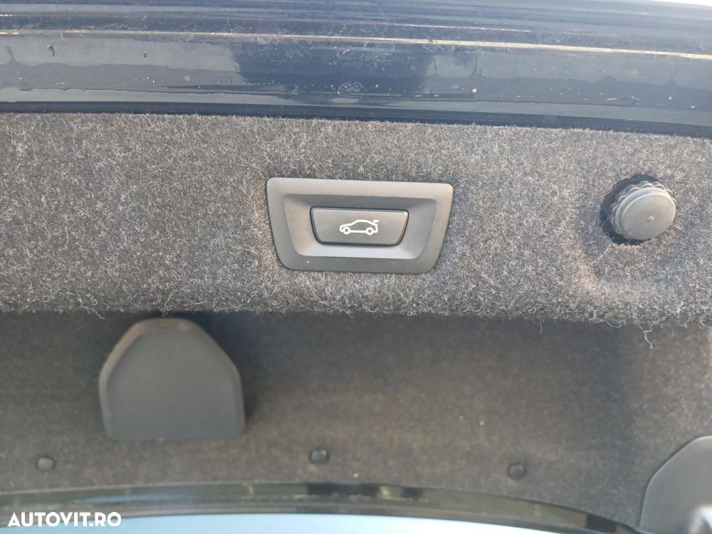 BMW Seria 5 530e Aut. M Sport Edition - 23