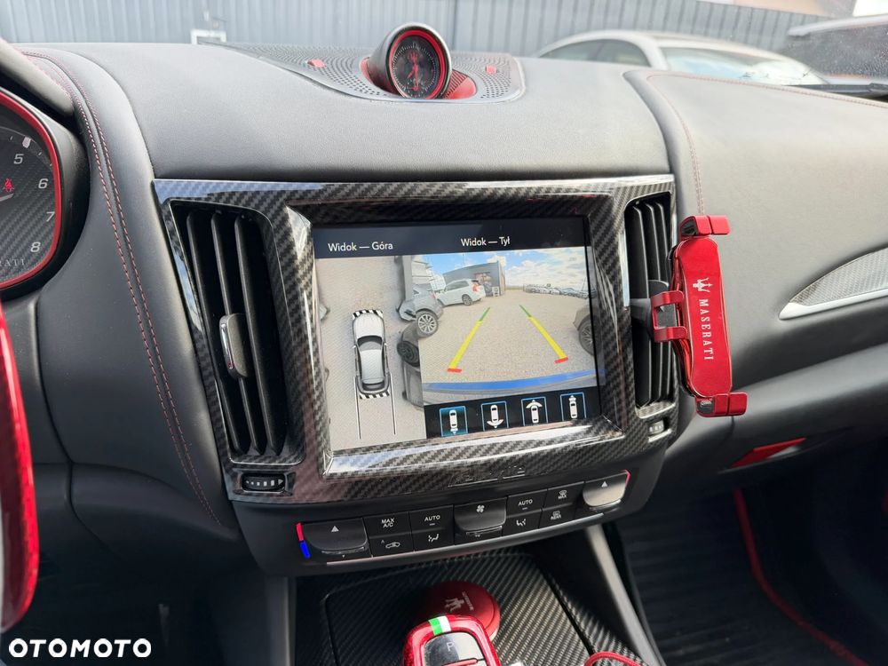 Maserati Levante Trofeo Q4 - 11