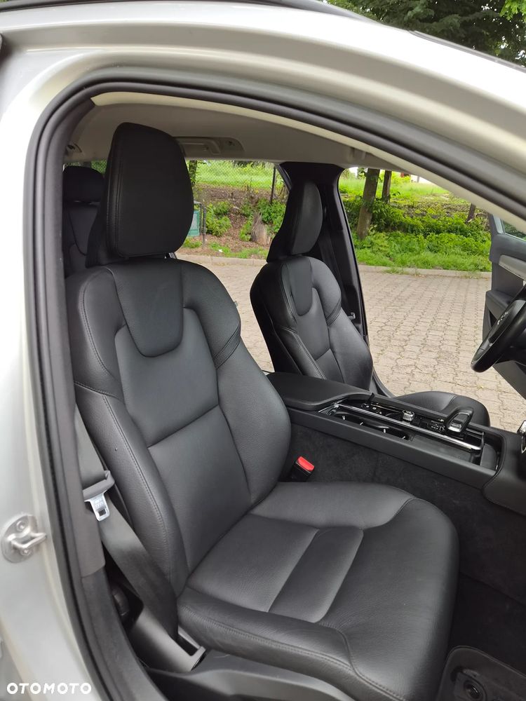 Volvo V90 B4 D AWD Momentum Pro - 9