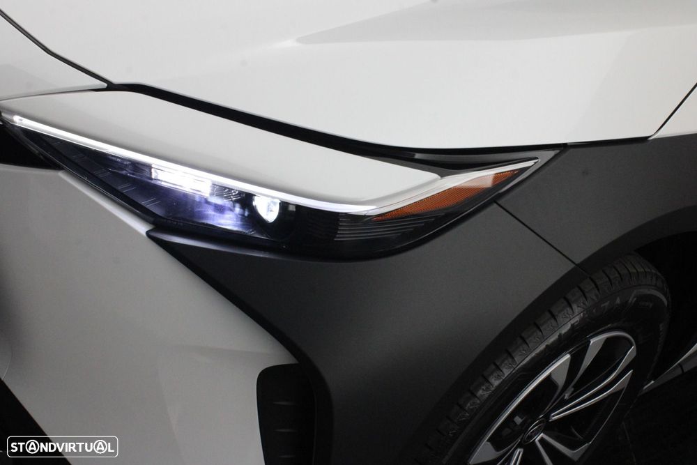 Toyota bZ4X 71,4 kWh Exclusive - 37