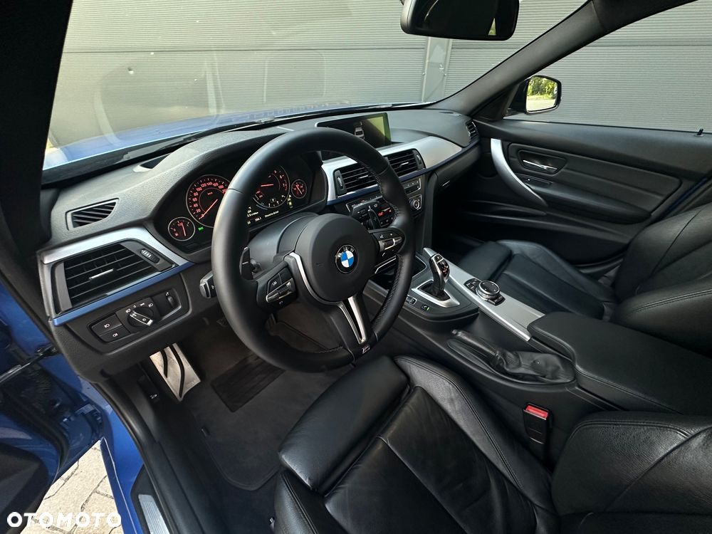 BMW Seria 3 335i xDrive - 14