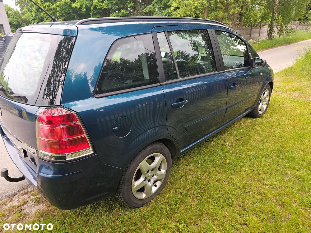 Opel Zafira 1.9 CDTI - 3