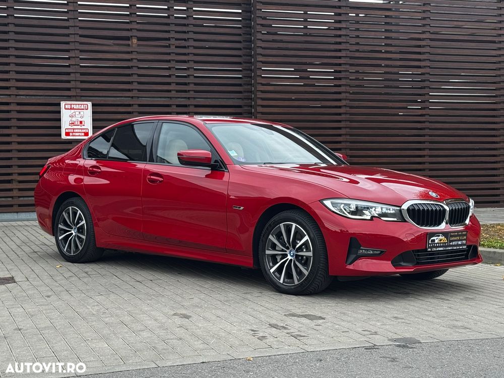 BMW Seria 3 330e xDrive Aut. Luxury Line - 11