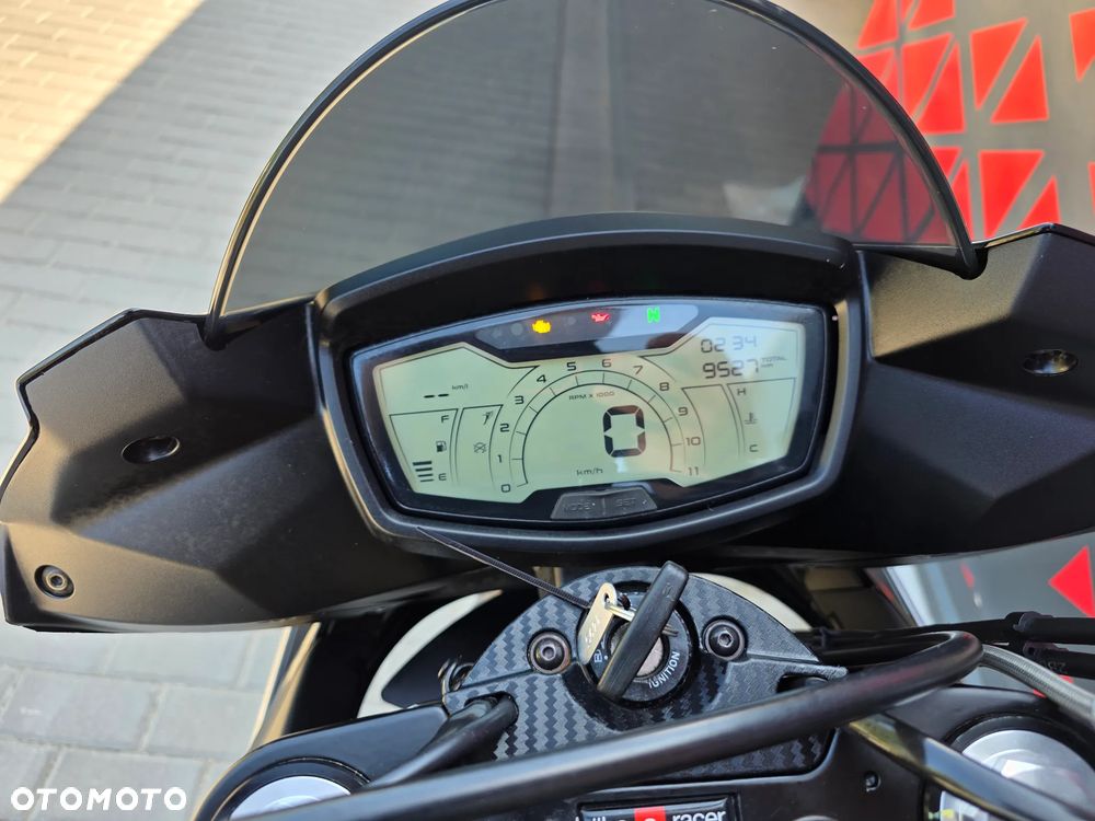 Aprilia Tuono - 28