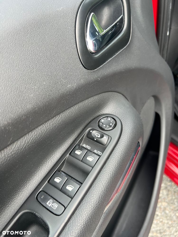 Citroën C3 Picasso 1.6 HDi Exclusive - 17