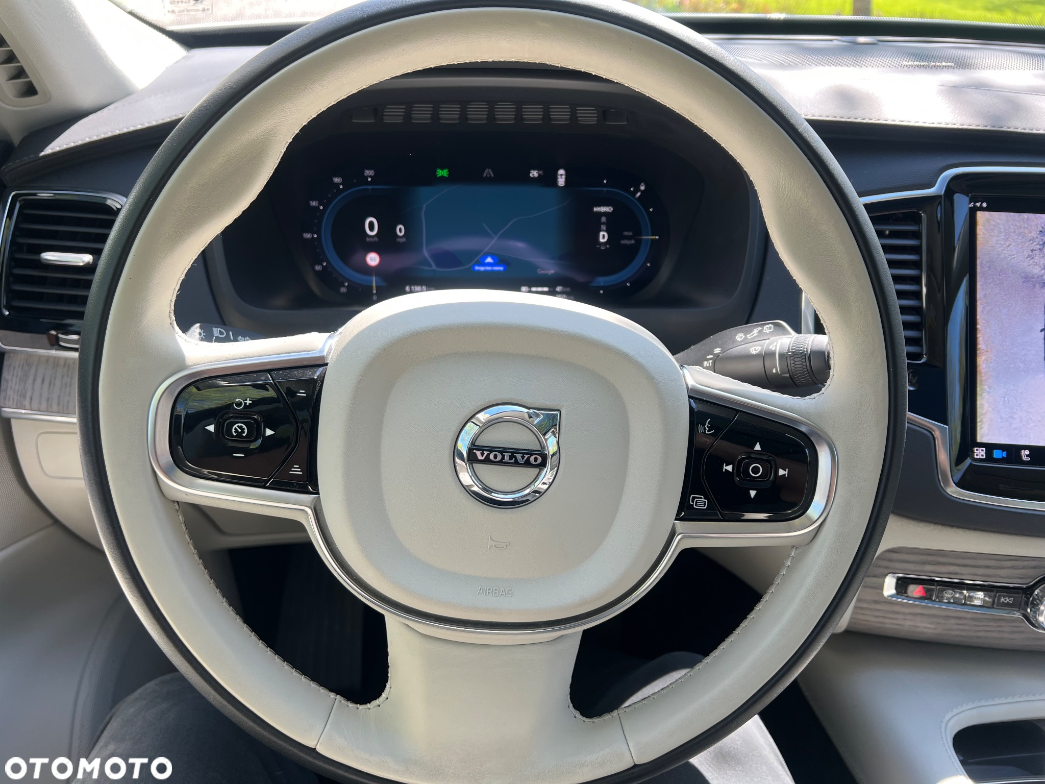 Volvo XC 90 - 13