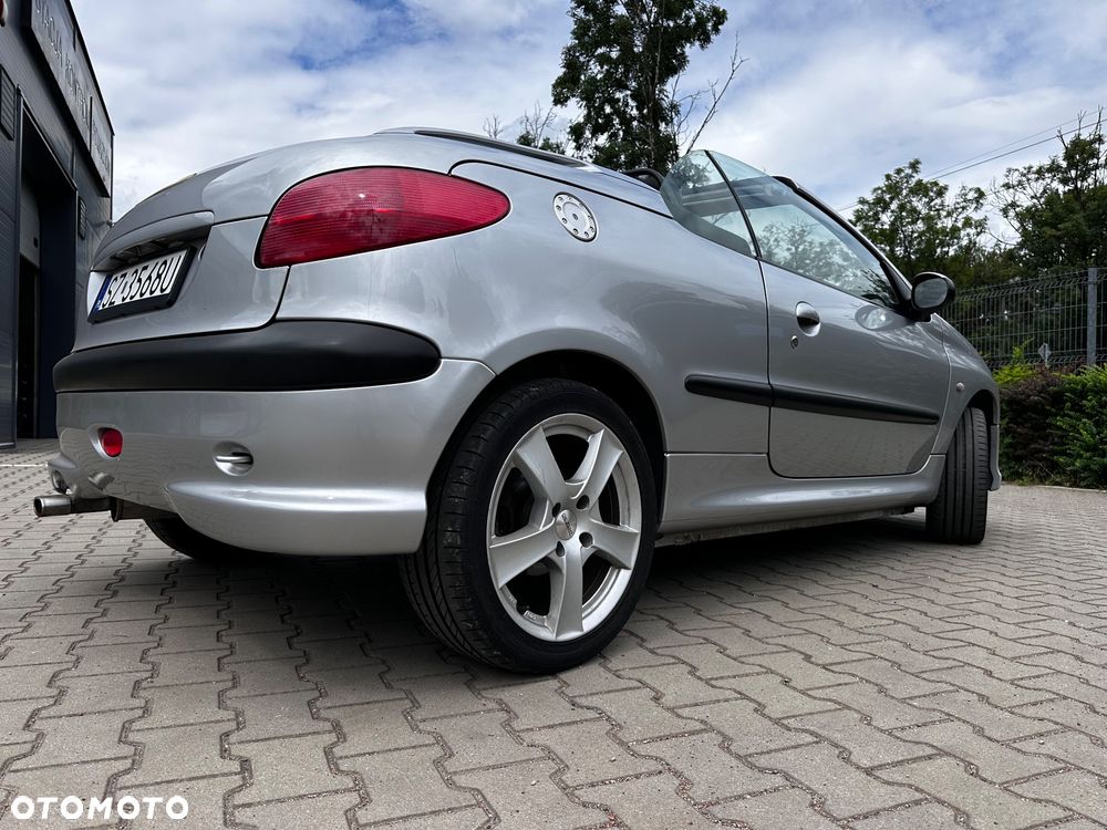Peugeot 206 CC 135 Sport - 10