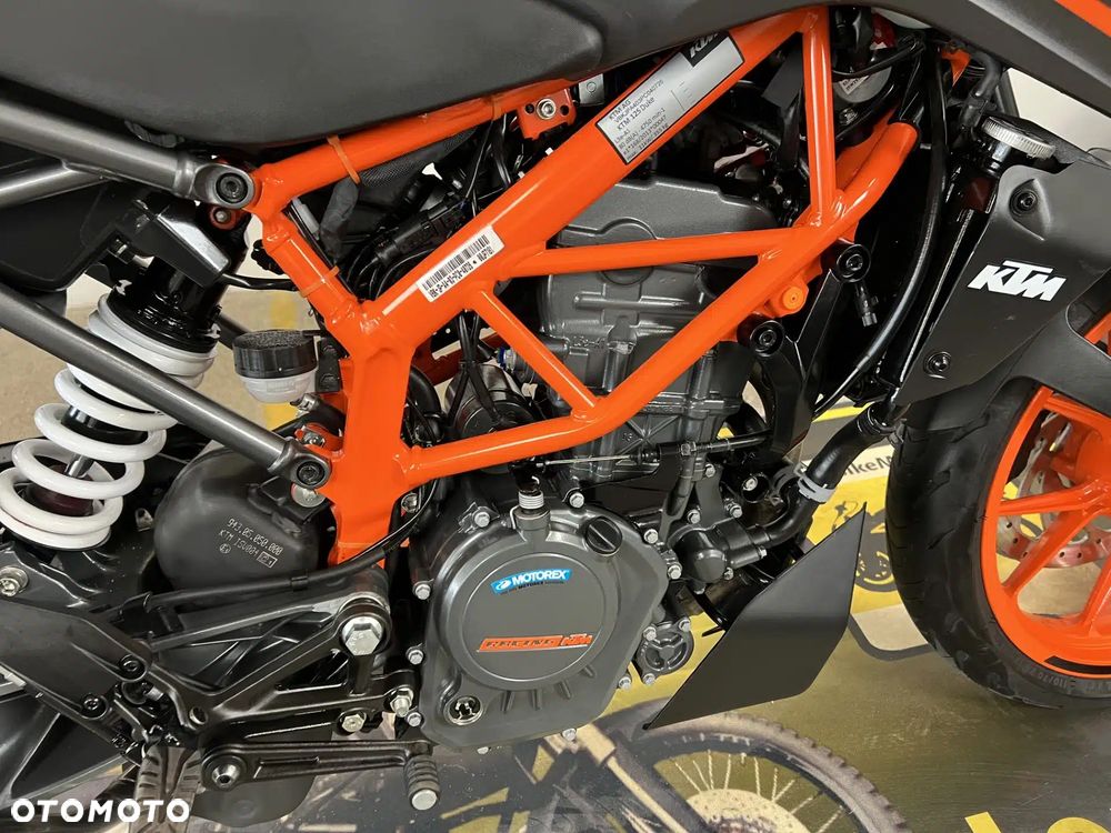 KTM Duke - 16