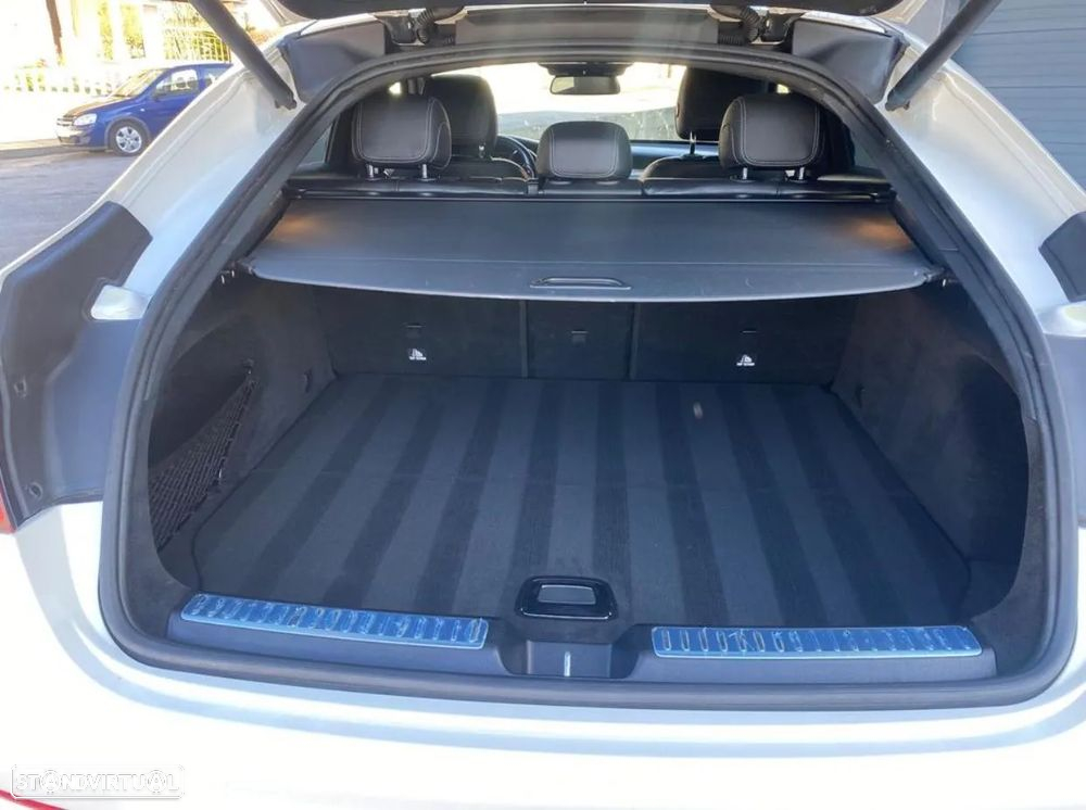 Mercedes-Benz GLC 220 d 4Matic 9G-TRONIC AMG Line - 11