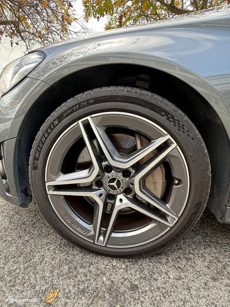 Mercedes-Benz C 300 de AMG Line - 21