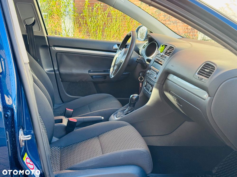 Volkswagen Golf Variant 1.4 TSI Comfortline DSG - 28