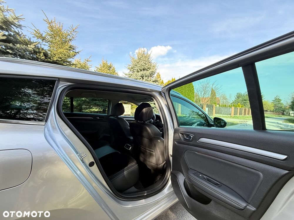 Renault Megane TCe 140 GPF EDC INTENS - 30