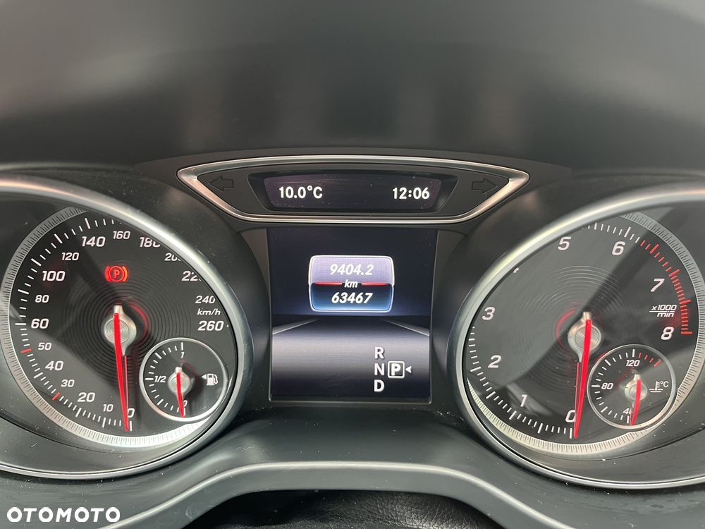 Mercedes-Benz GLA 220 4-Matic - 9
