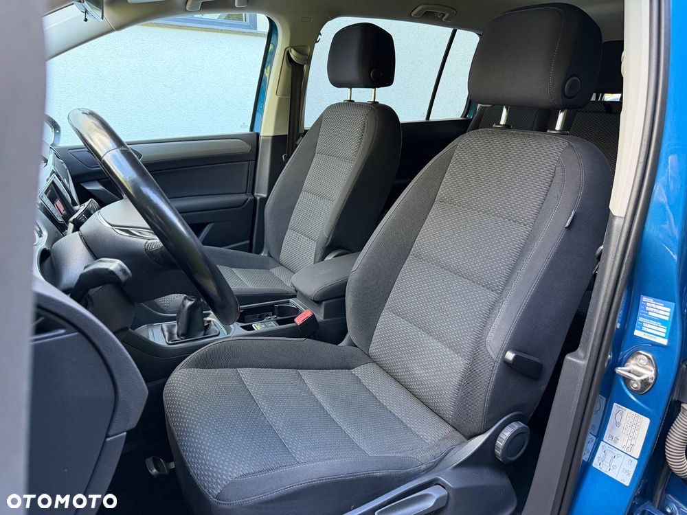 Volkswagen Touran 1.6 TDI SCR (BlueMotion Technology) Comfortline - 26