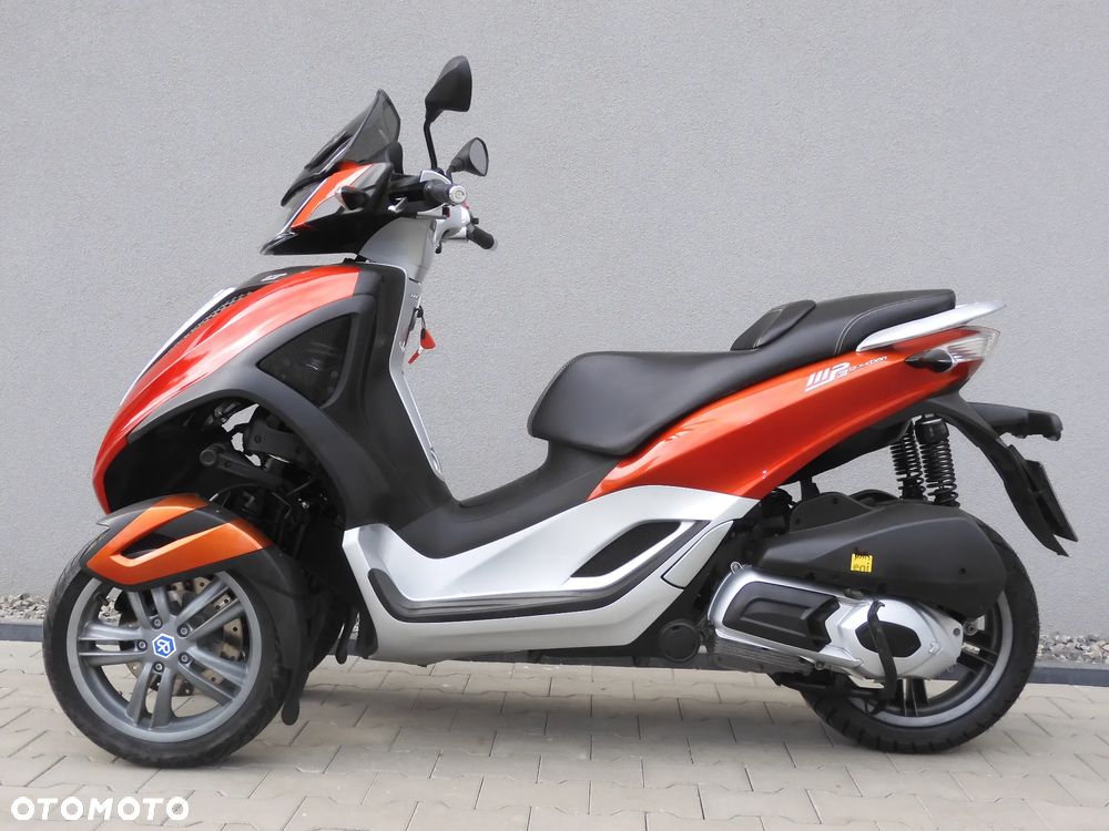 Piaggio MP-3 - 36