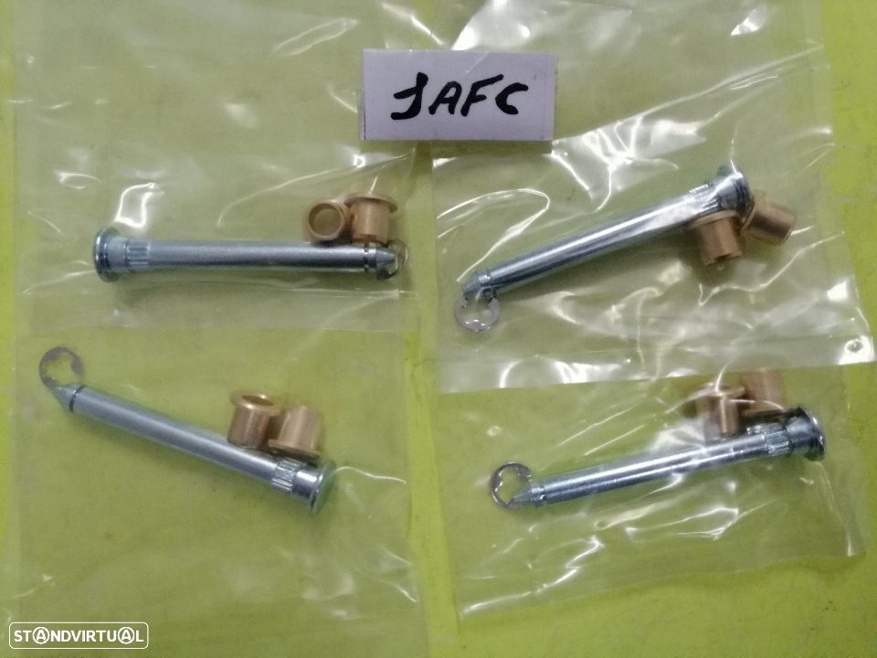 Kit de cavilhas das portas Nissan Pickup D21 e Terrano 1 NOVAS - 1