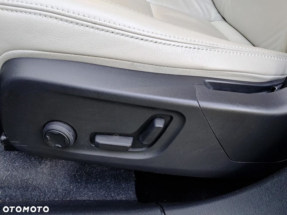 Volvo XC 40 T5 AWD Momentum - 15