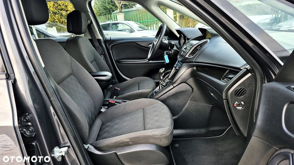 Opel Zafira Tourer 1.4 Turbo Business Edition - 40