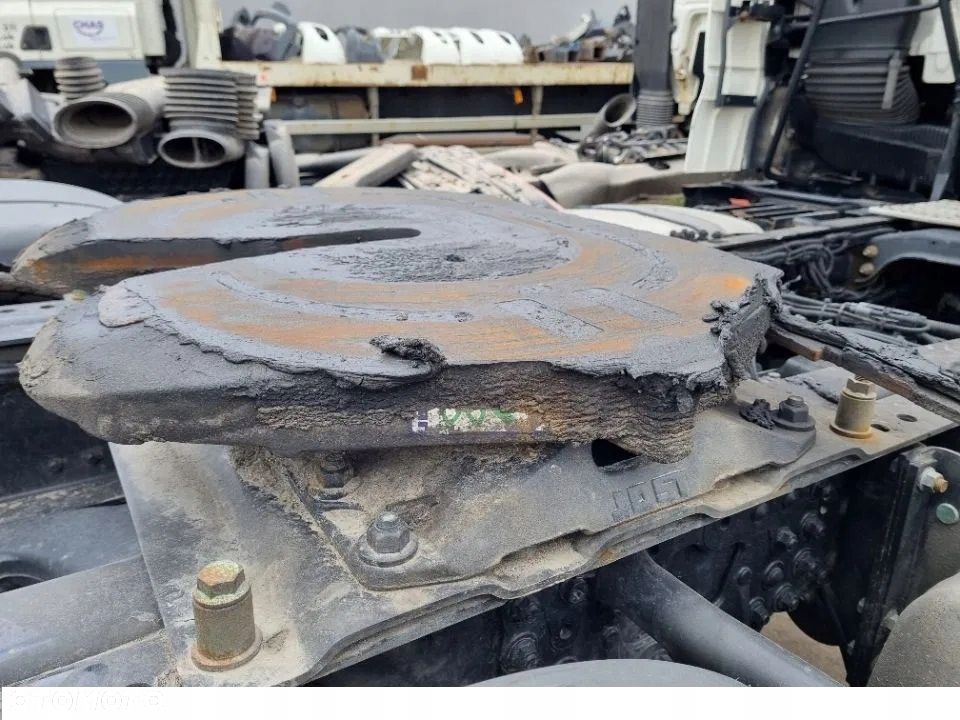 SIODŁO JOST 140MM MAN TGX TGS EURO 5 EURO 6 - 1