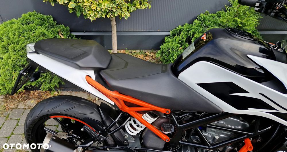 KTM Duke - 22