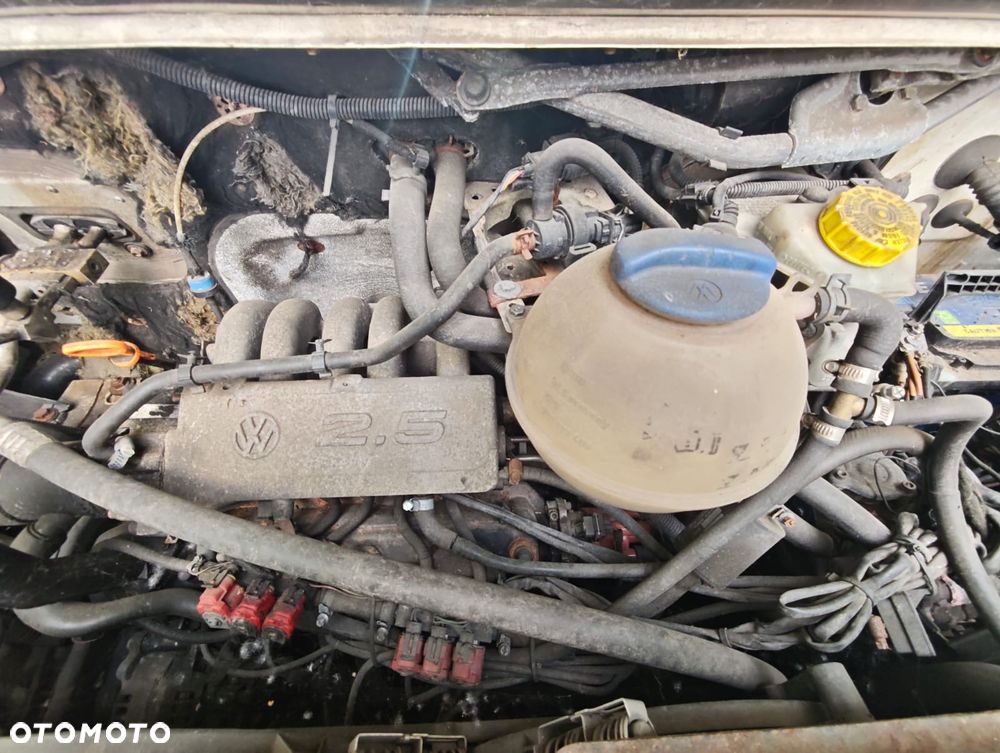 Volkswagen Transporter - 21