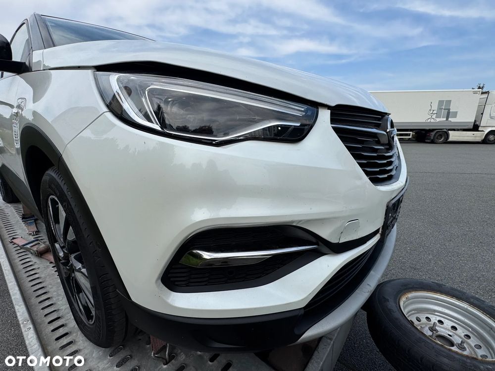Opel Grandland X 1.6 Start/Stop Automatik Business INNOVATION - 33
