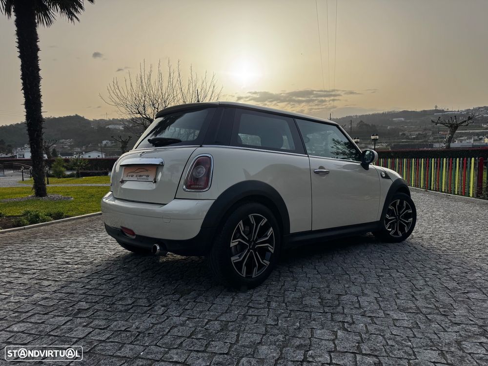 MINI 3 Portas Cooper D - 15