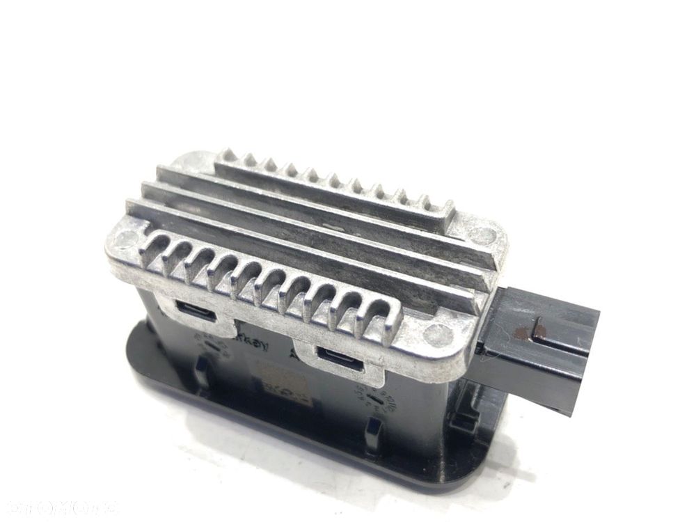 LAMPKA PROJEKTOR LED PRAWY PRZÓD  SKODA OCTAVIA IV (NX3, NN3) 2020 - 2022 2.0 TSI 4x4 140 kW [190 - 2
