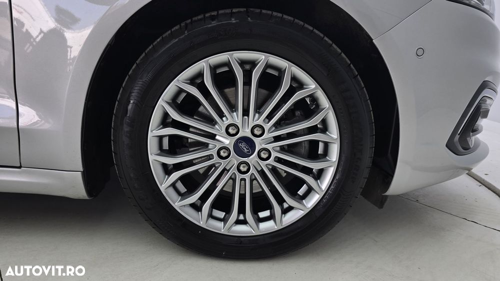 Ford Mondeo - 22