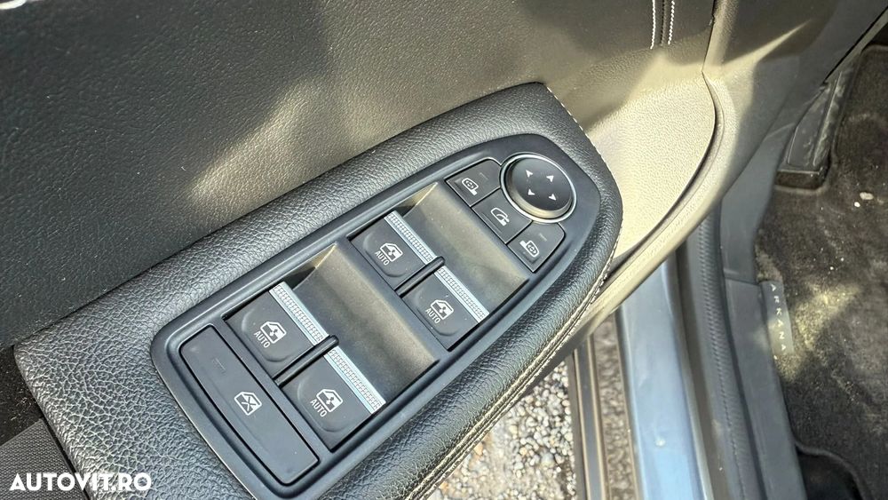 Renault Arkana E-TECH Hybrid 145 E-Tech Engineered - 17