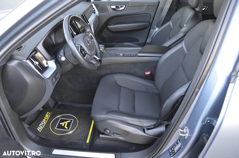 Volvo XC 60 D4 AWD Geartronic Momentum - 13