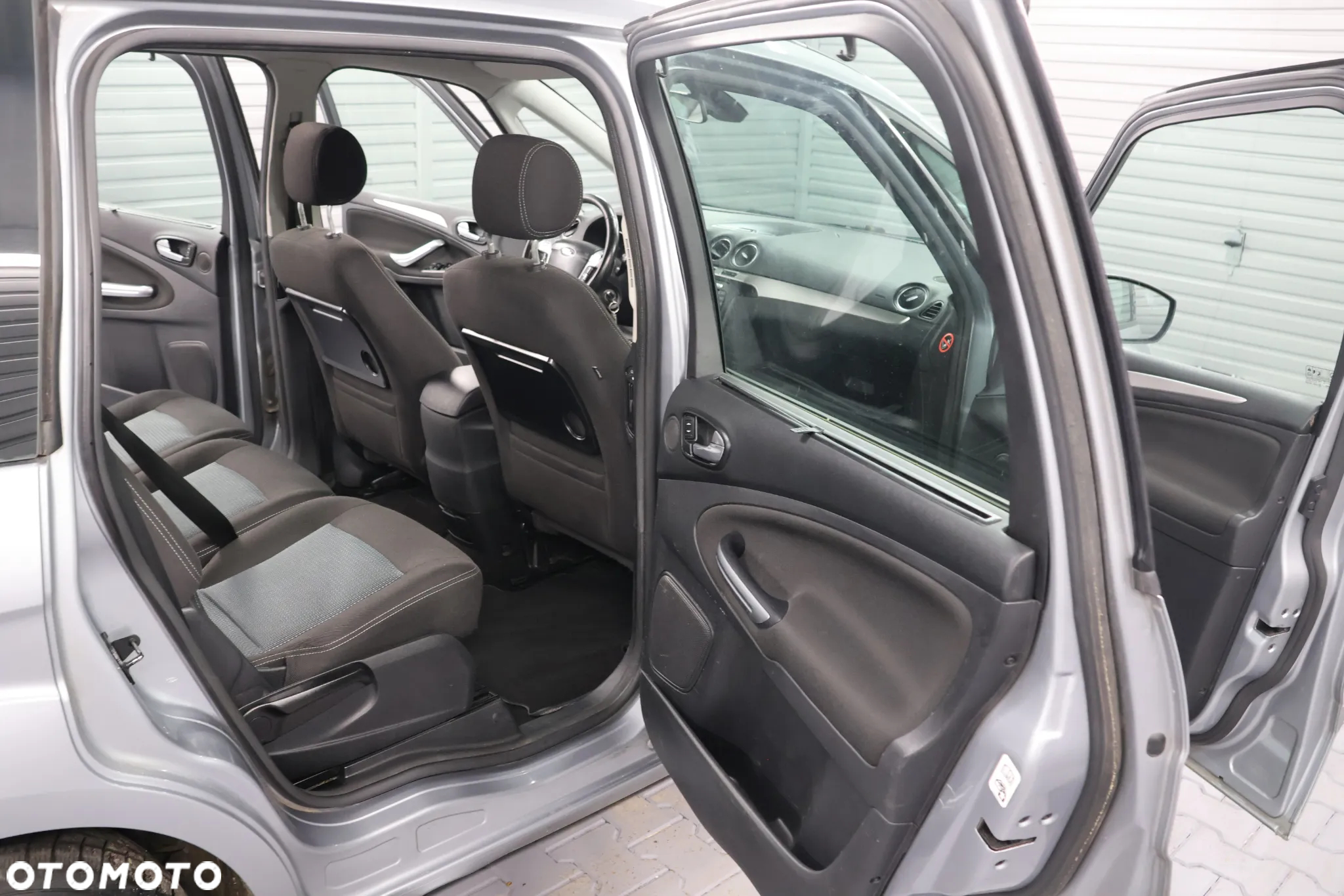 Ford Galaxy 1.6 T Trend - 12